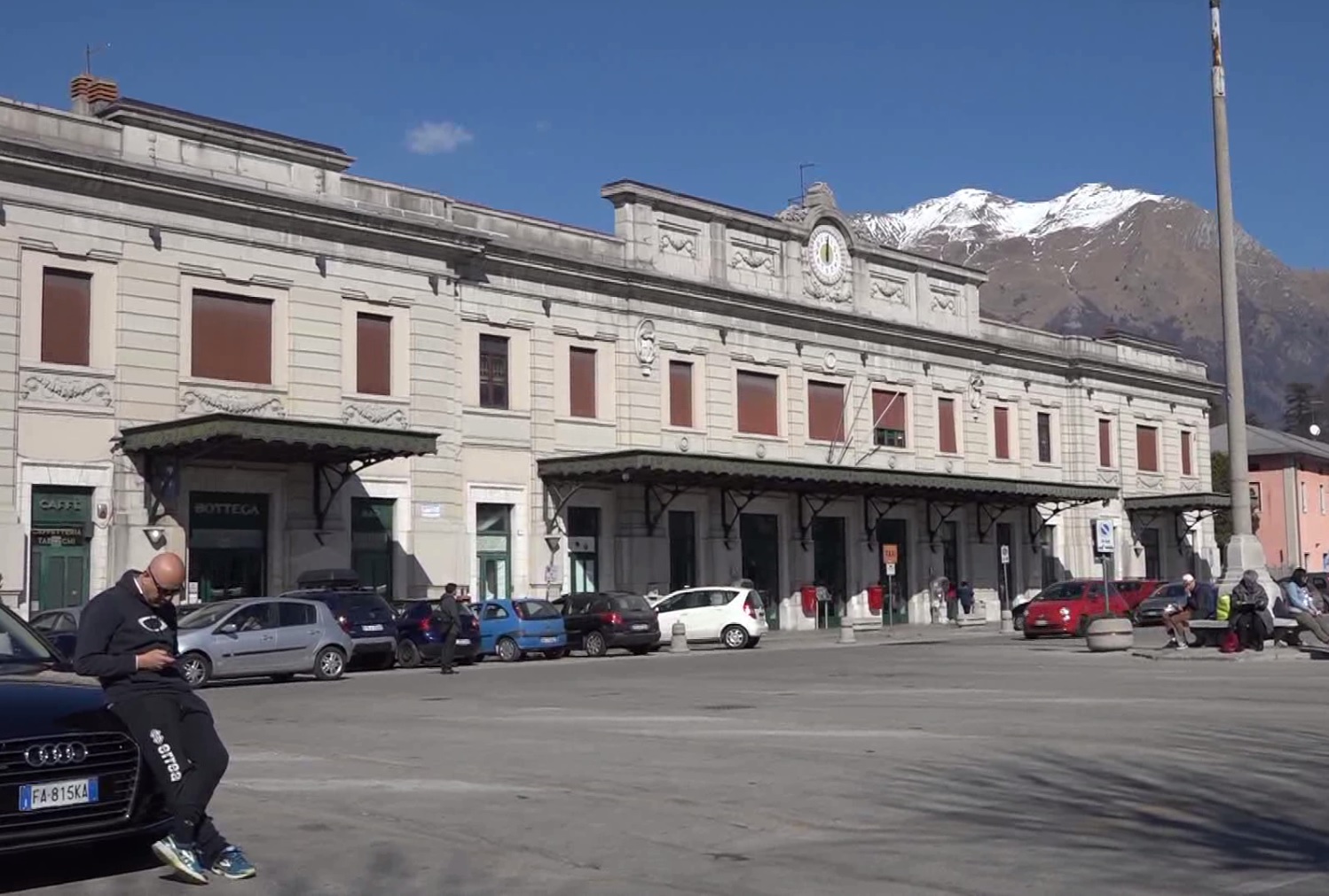 Ancora in stallo il progetto di riqualificazione del piazzale della