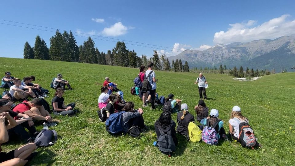 Conoscenza del territorio, con il Cai Feltre lezione a cielo aperto per gli studenti del Dal Piaz