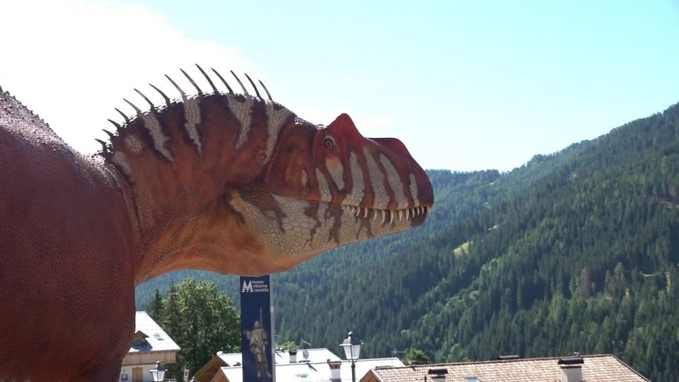 Dinosauri in mostra fra le Dolomiti
