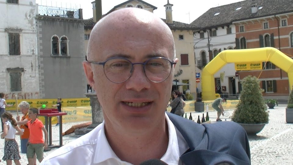 Il ministro Federico D’Incà lascia il Movimento 5 Stelle: “Divergenze insanabili”