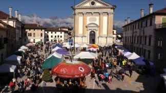 Fervono i preparativi per il ritorno di Mele a Mel