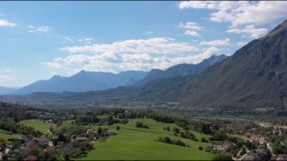 In Valbelluna successo per la conferenza sui valori ambientali, culturali e sociali della valle