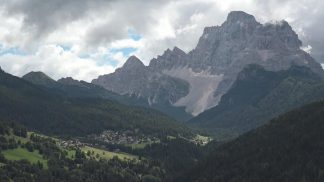 L’estate sulle Dolomiti si carica di attese