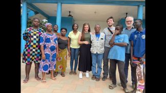 Nuova esperienza di missione in Africa per don Augusto Antoniol e alcuni giovani bellunesi